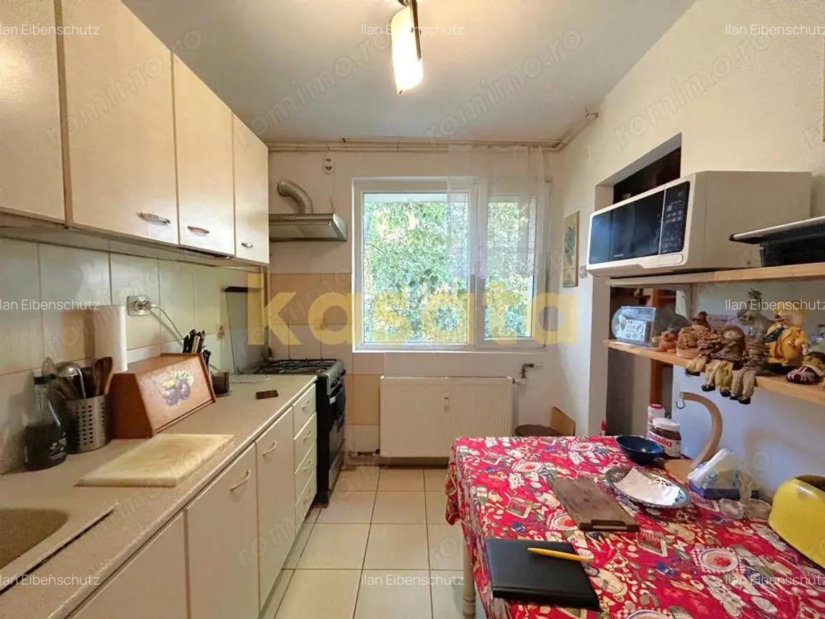 Apartament 3 camere Cranga?i, vizavi de Auchan, etaj 3 - 7