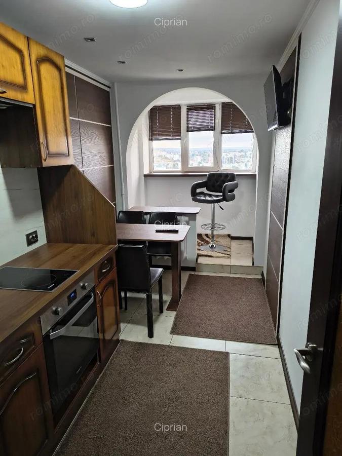 Garsoniera in zona Universitate aproape de facultate - 2