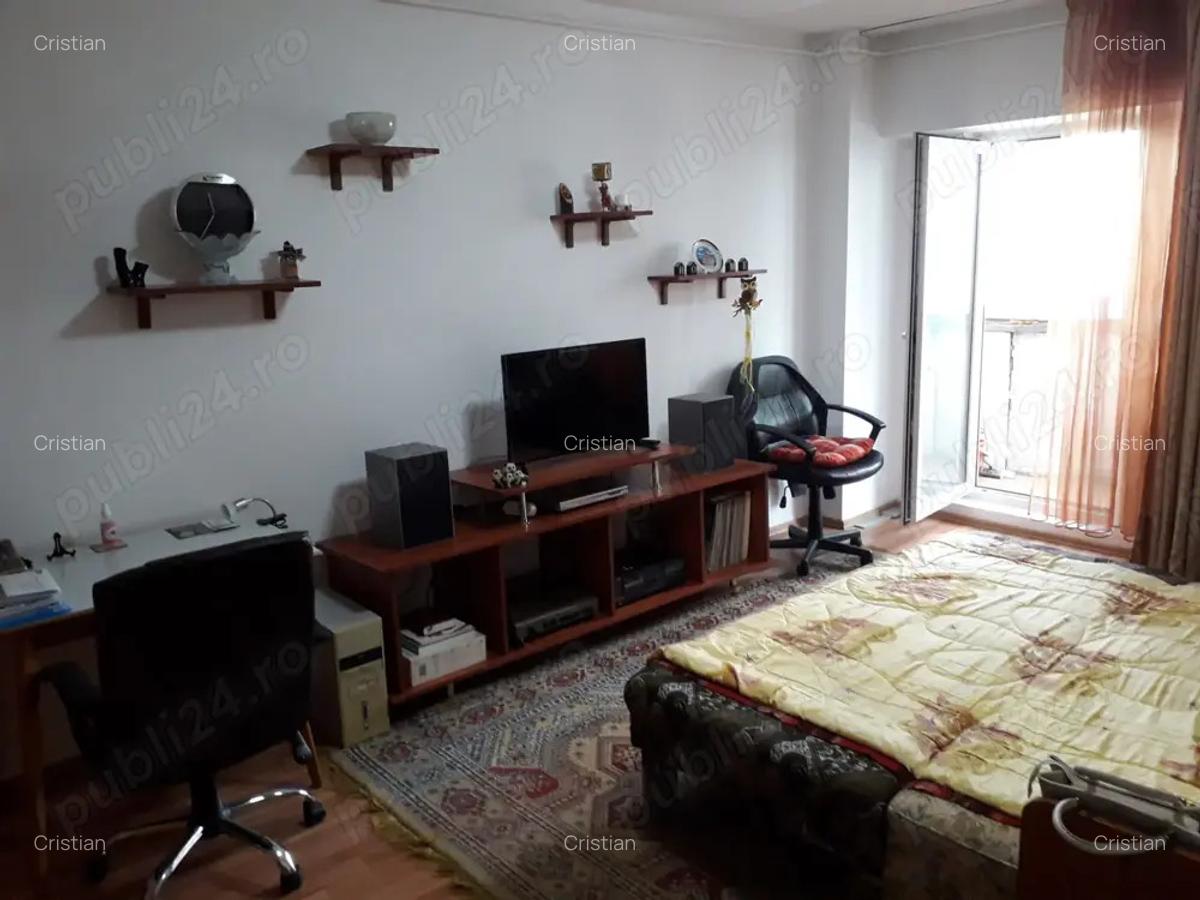 Proprietar vand garsoniera Bucuresti central - 9