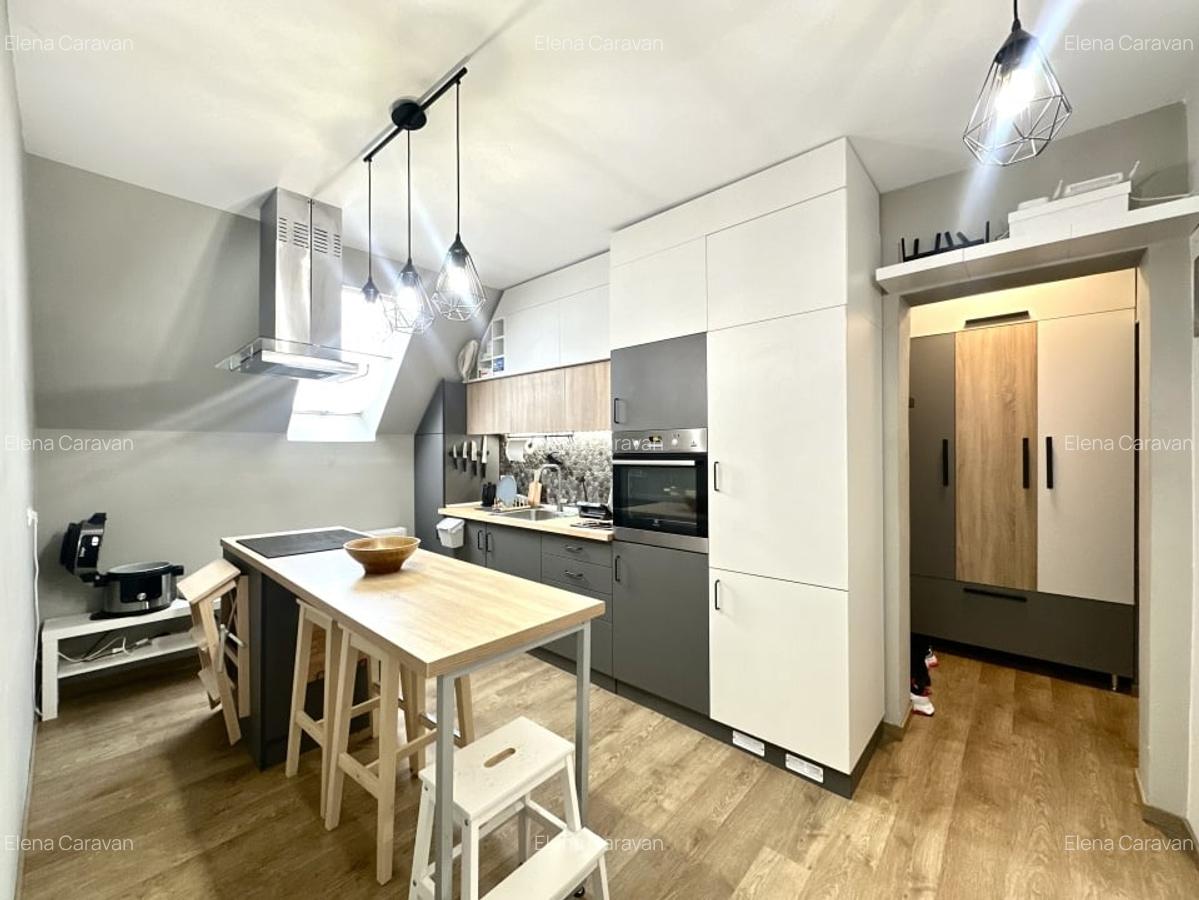 Apartament deosebit, 2 camere, 54 mp utili - mansarda, zona Dacia - 2