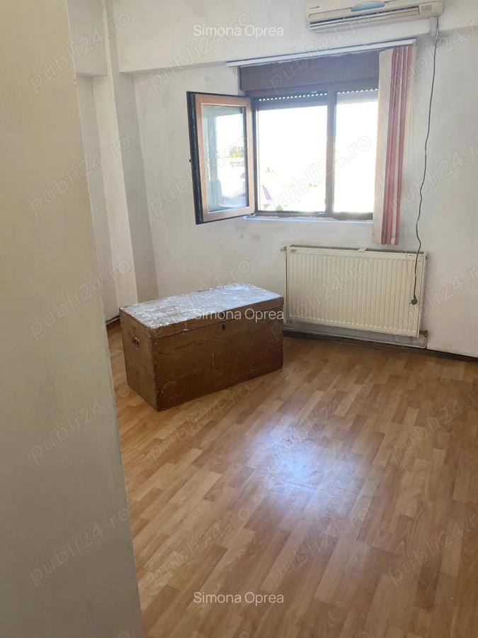 Apartament 4 camere Buzau Zona Ultracentral, structura cu scara interioara - 8