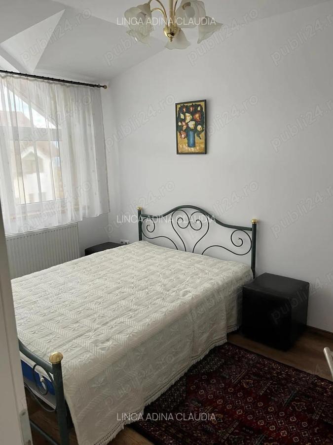 Casa cu 3 dormitoare, 3 bai, 2 livinguri, 3 holuri, 1 bucatarie - 14 Casa cu 3 dormitoare, 3 bai, 2 livinguri, 3 holuri, 1 bucatarie - 14