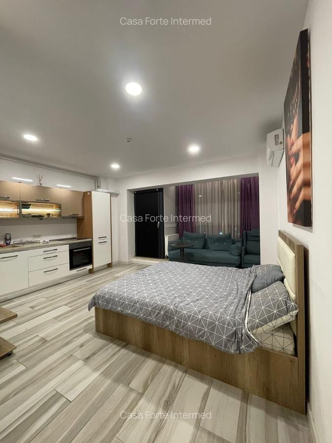 ‼️ Închiriere 2 camere – Mamaia Summerland, vedere la mare & lac – 450€ / lună ‼ - 1