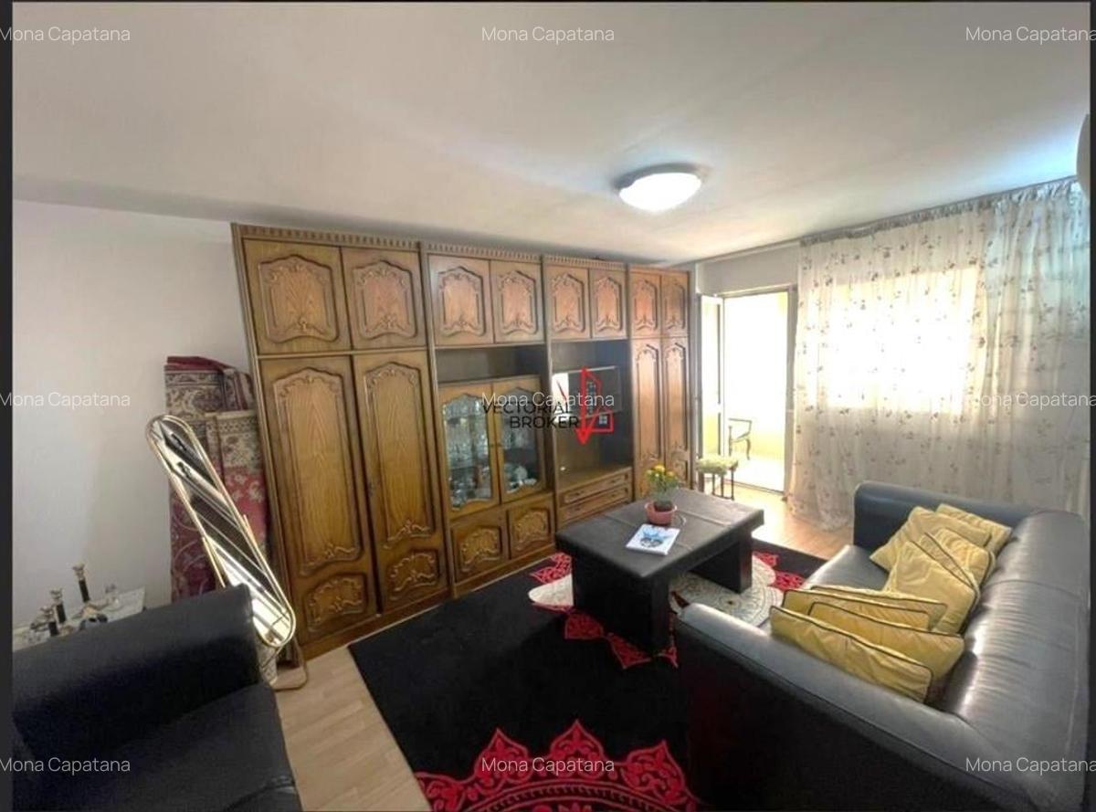 Apartament cu 3 camere decomandat în Tei - 4