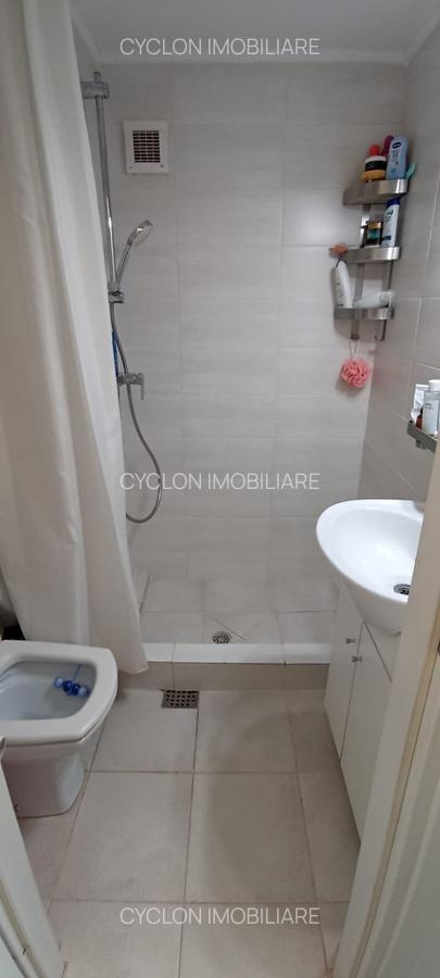 Inchiriere apartament 2 cam 58 mp et 5/8 stradal pe Blv Magheru Bucuresti sect 1 - 11