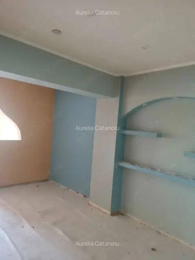 Apartament de vanzare 3 camere central decomandat - 4