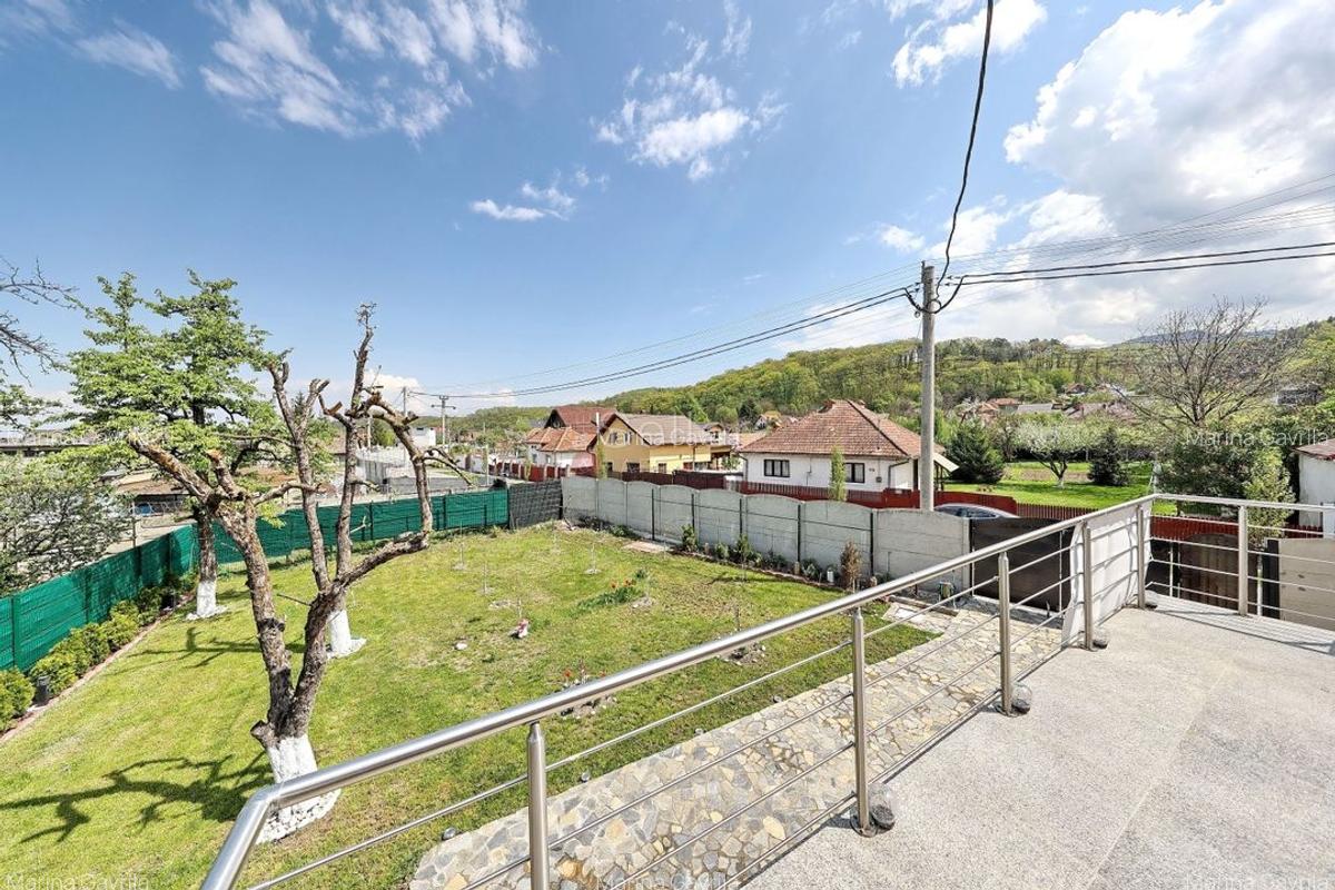Apartament mobilat utilat si curte proprie - 11