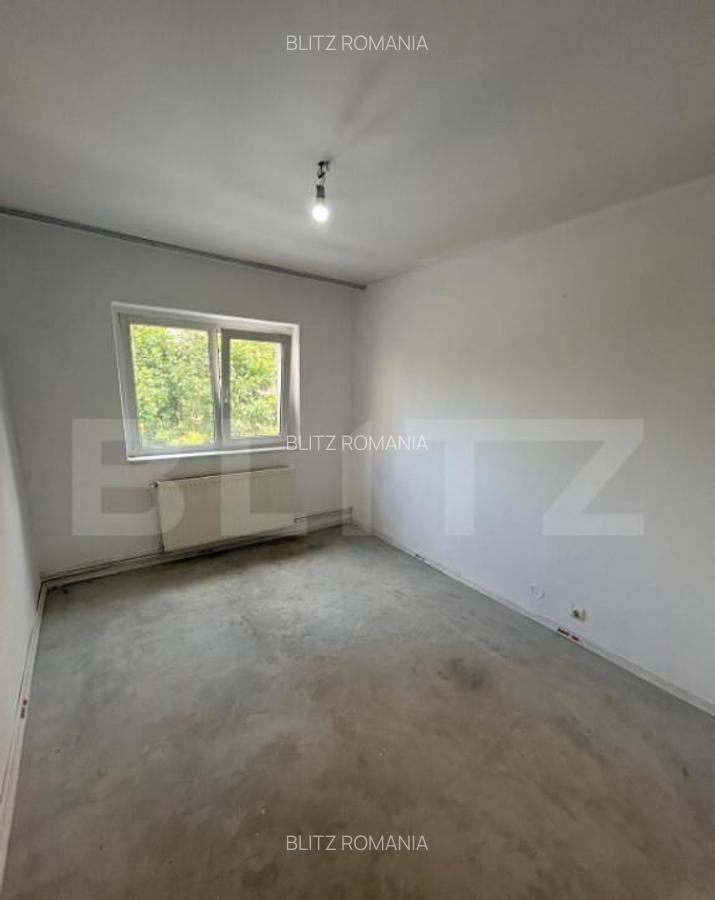 Apartament de vanzare, cu 4 camere, 82 mp, zona Calea Bucure - 9