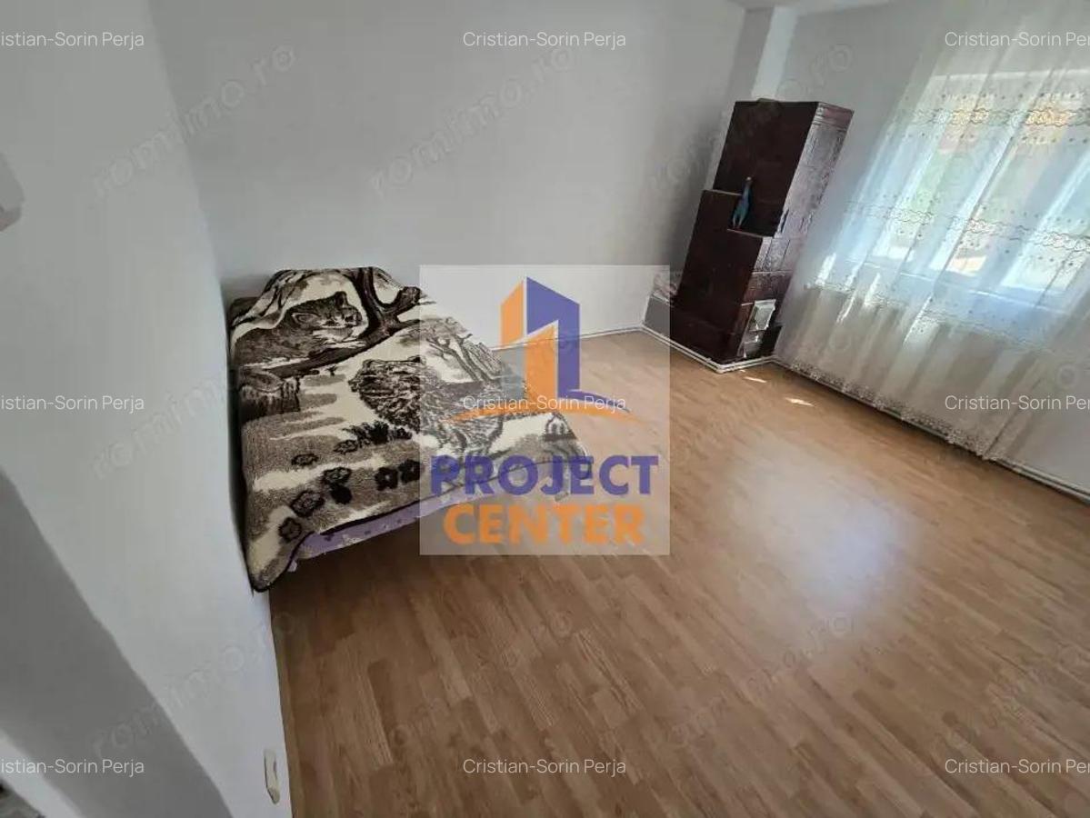 Casa si teren 2561 mp, Babana, stradal, renovata - 5