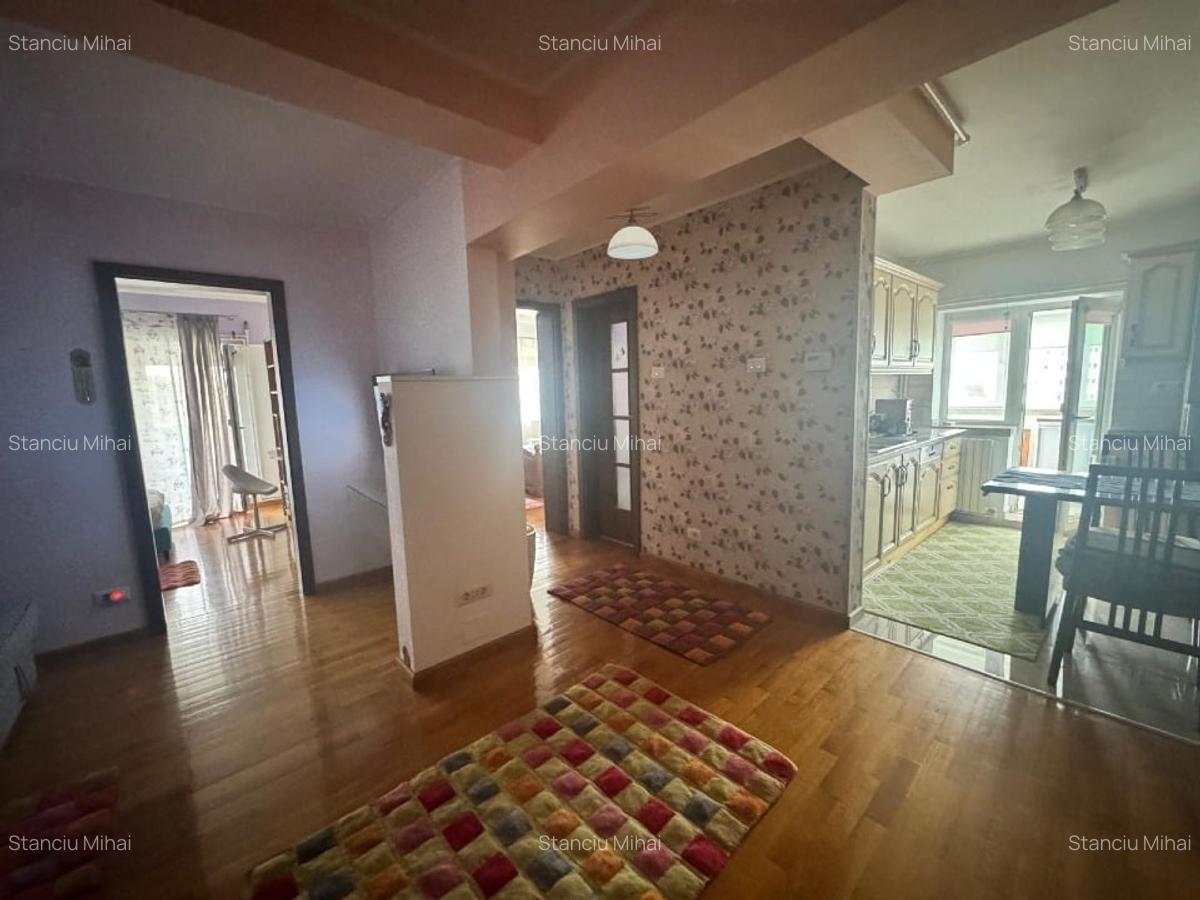 Apartament 3 camere  70 m2/City Park Mall / Magazin Tracom  Impex pret 750 eur - 1