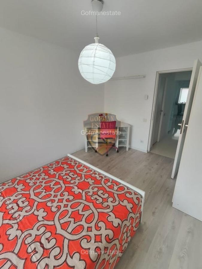 Stadion 3 Camere 90 mp Parcare Delfinariu City Park Mall Tabcarie, Bloc an 2000 - 7