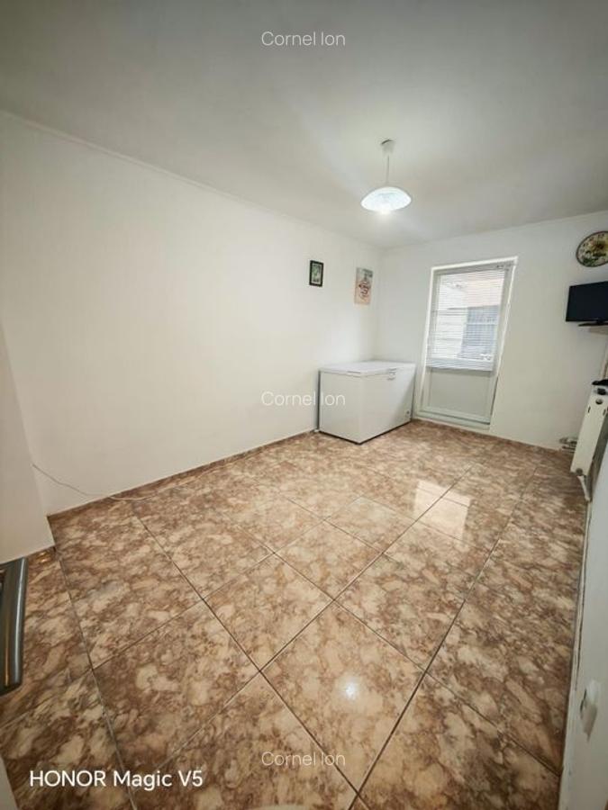 Casa 6 camere 165mp + 160m curte liber Piata Sudului, Obregia, Berceni - 10