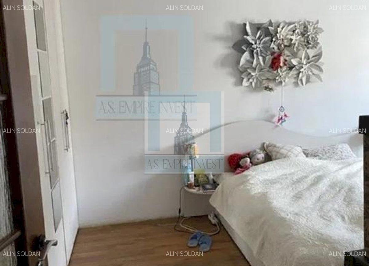 Apartament cu 3 camere decomandat în Răcădău - 4