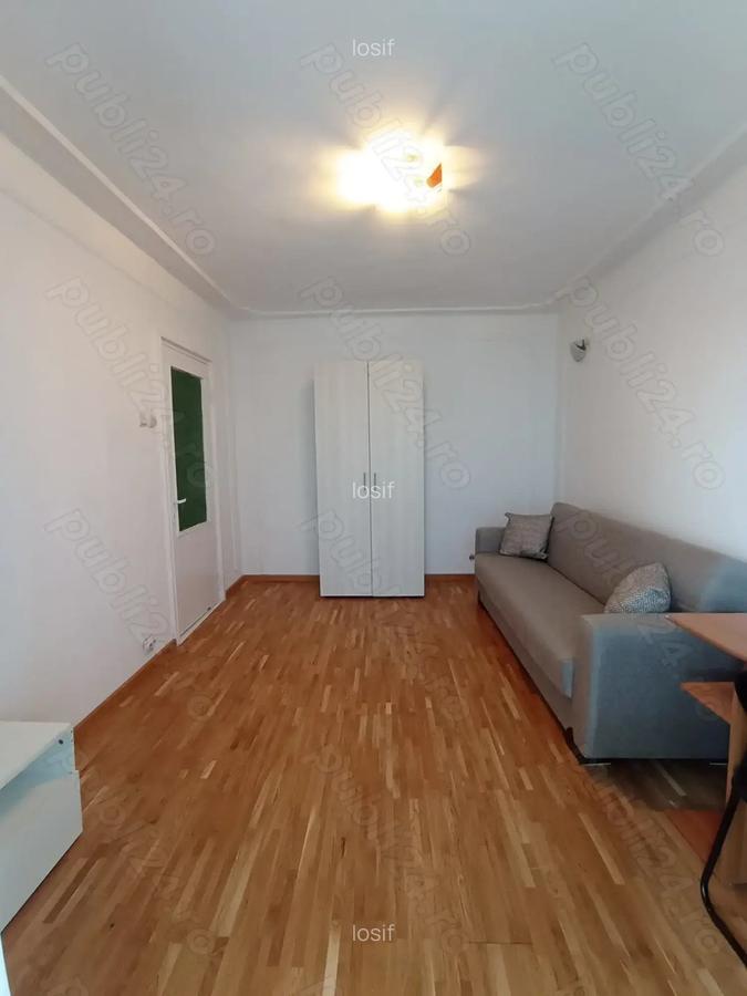 Inchiriez apartament 2 camere,40 p - 1