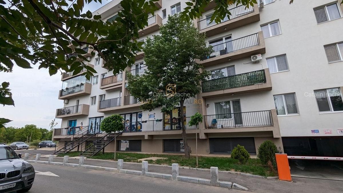 Spatiu comercial stradal, 182 mp, vitrina 11.5 ml, Grand Arena Mall - 1