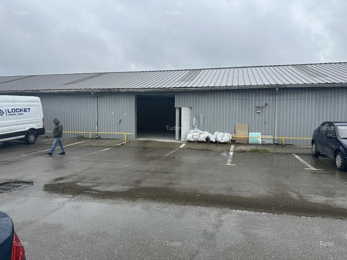 Proprietar- inchiriez spatiu depozitare str. Aurel Vlaicu 78 - 7