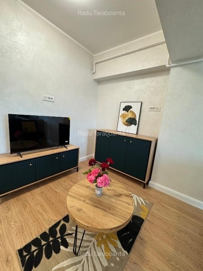 Apartament De Inchiriat 2 Camere + Parcare -Royal Town, Copou - Prima Inchiriere - 2