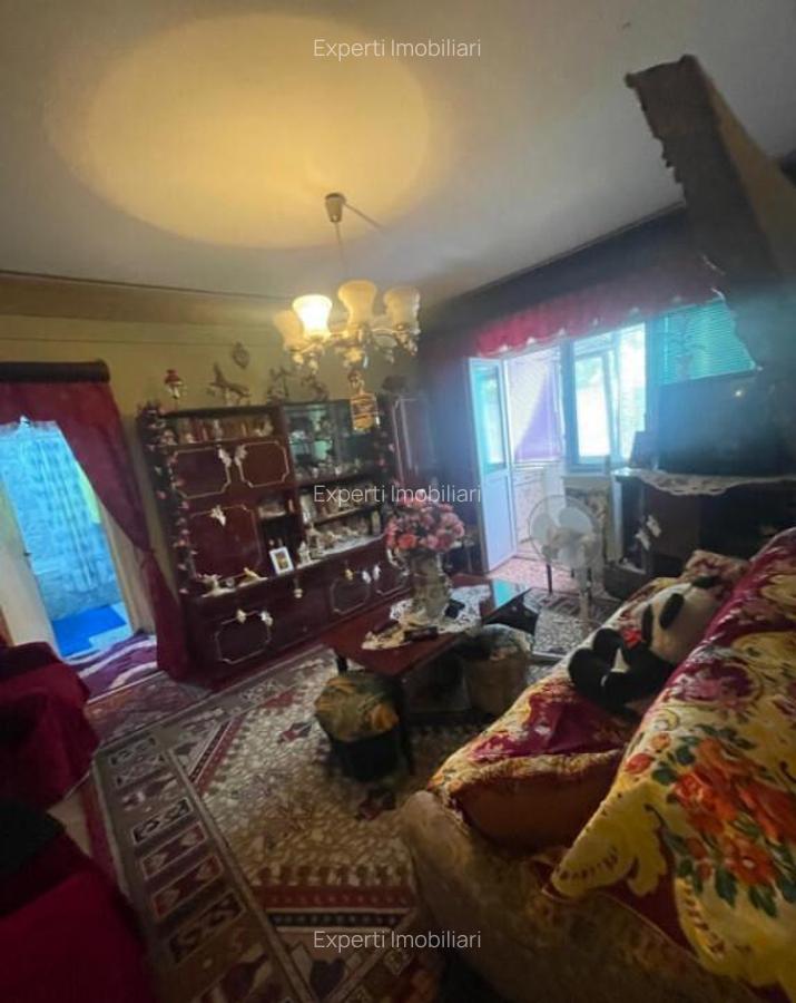 Apartament 3 camere situat in zona Casa de Cultura - 12