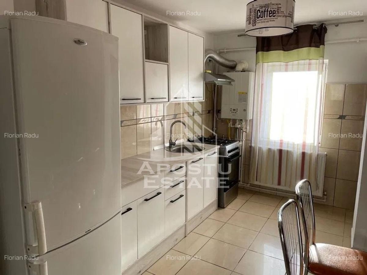 Apartament cu 3 camere decomandat, mobilat în Torontalului - 2