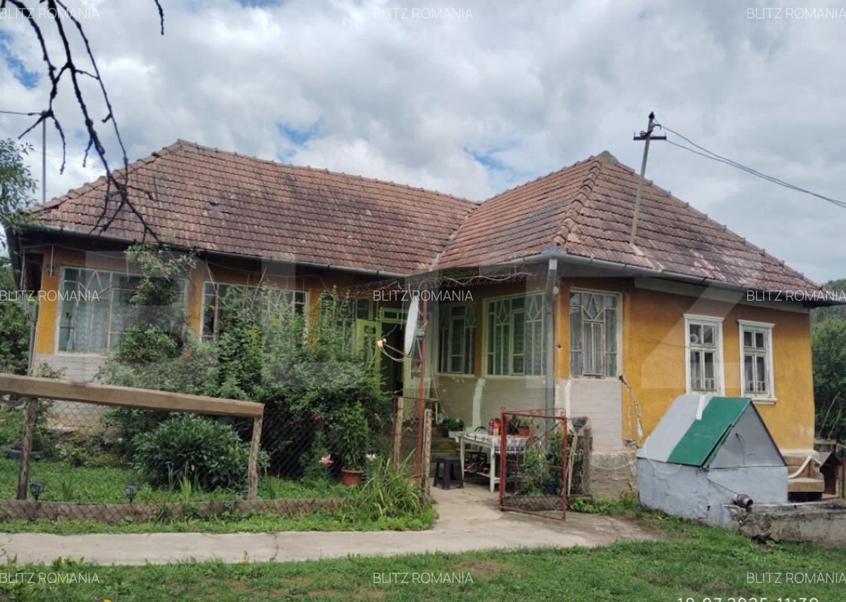 Casa la ?ara de vanzare Cacova Ierii, Comuna Iara, J - 3
