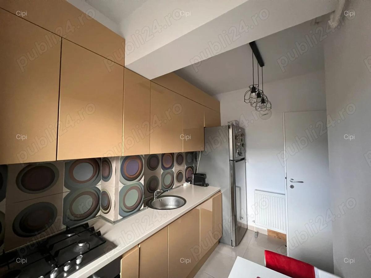 Proprietar inchiriez garsoniera grozavesti linga regie rezidence - 3