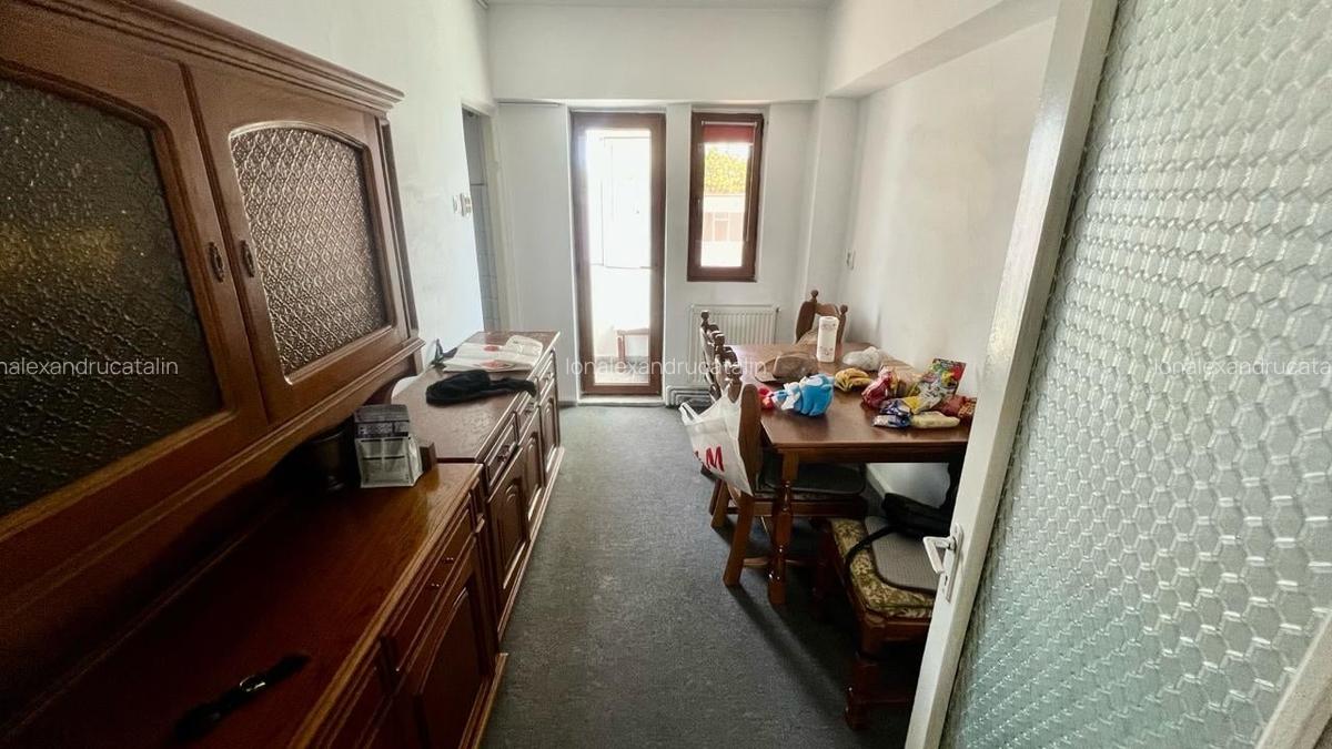 Capitol - 3 camere decomandate confort 0, centrala gaze - 5