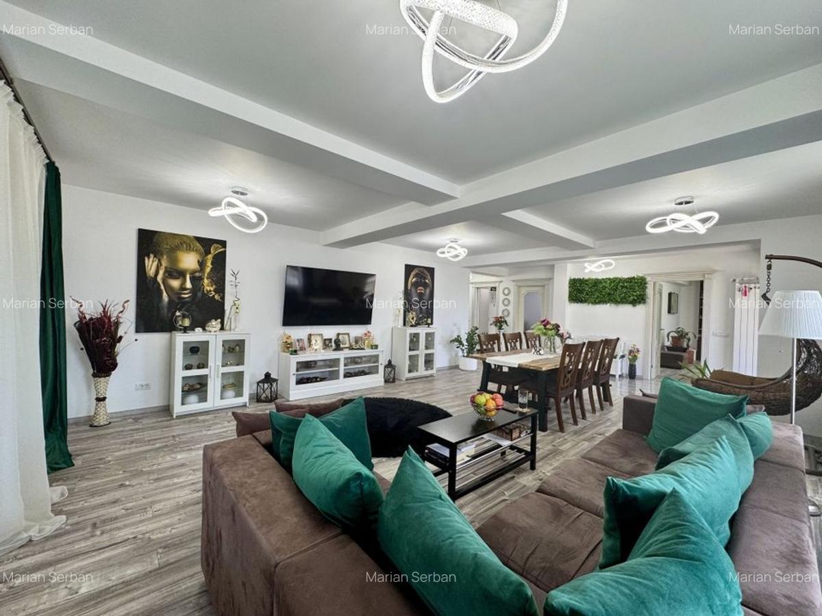 Berceni - VILĂ UNICAT, spațioasă, curte 1.000 mp, la 7 min metrou - 3