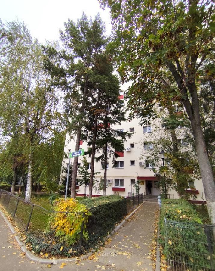 Apartament 2 camere bloc recent reabilitat strada Moldovi?a sector 4 - 1