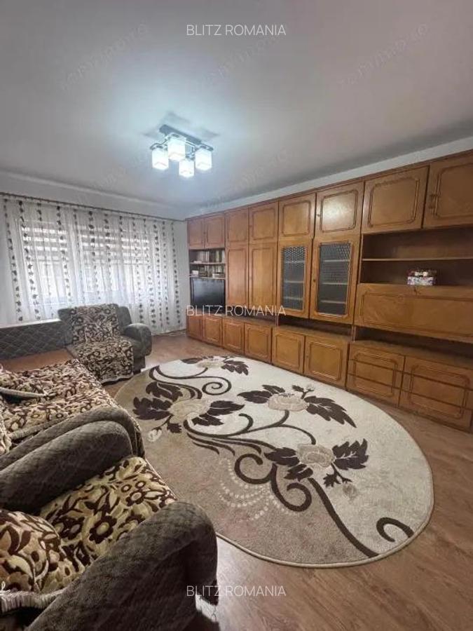 Apartament 3 camere, zona Calea Bucovinei , Radauti - 1