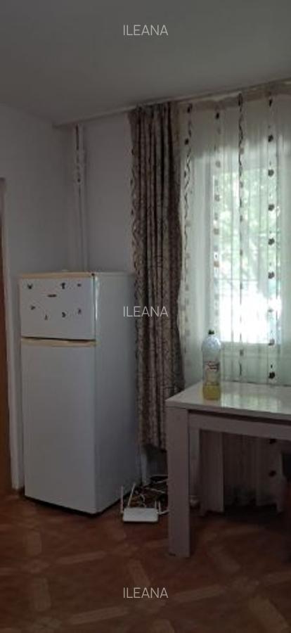 Vand apartament cu 2 camere,  confort 3 - 8