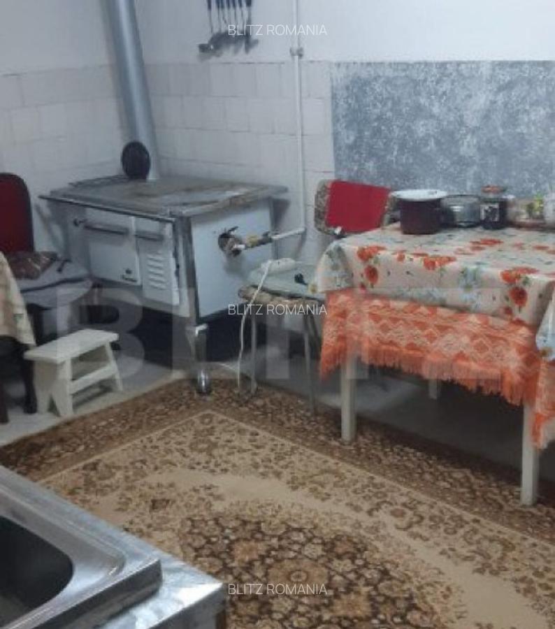 Casa de vanzare, cu 3 camere, 138 mp, zona Calea Domneasca - 4