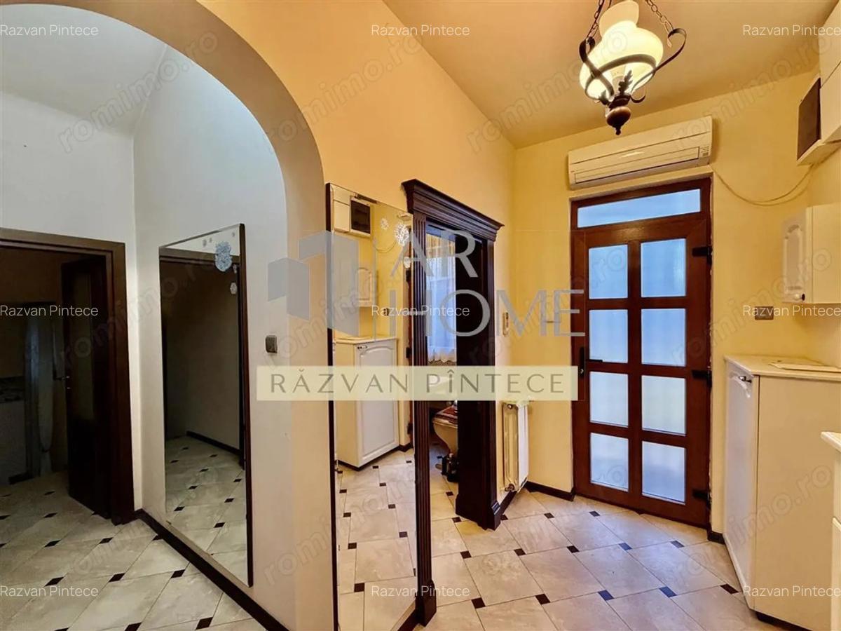 Vila D+P+1E, 11 camere, Bulevard, Ploiesti - 11