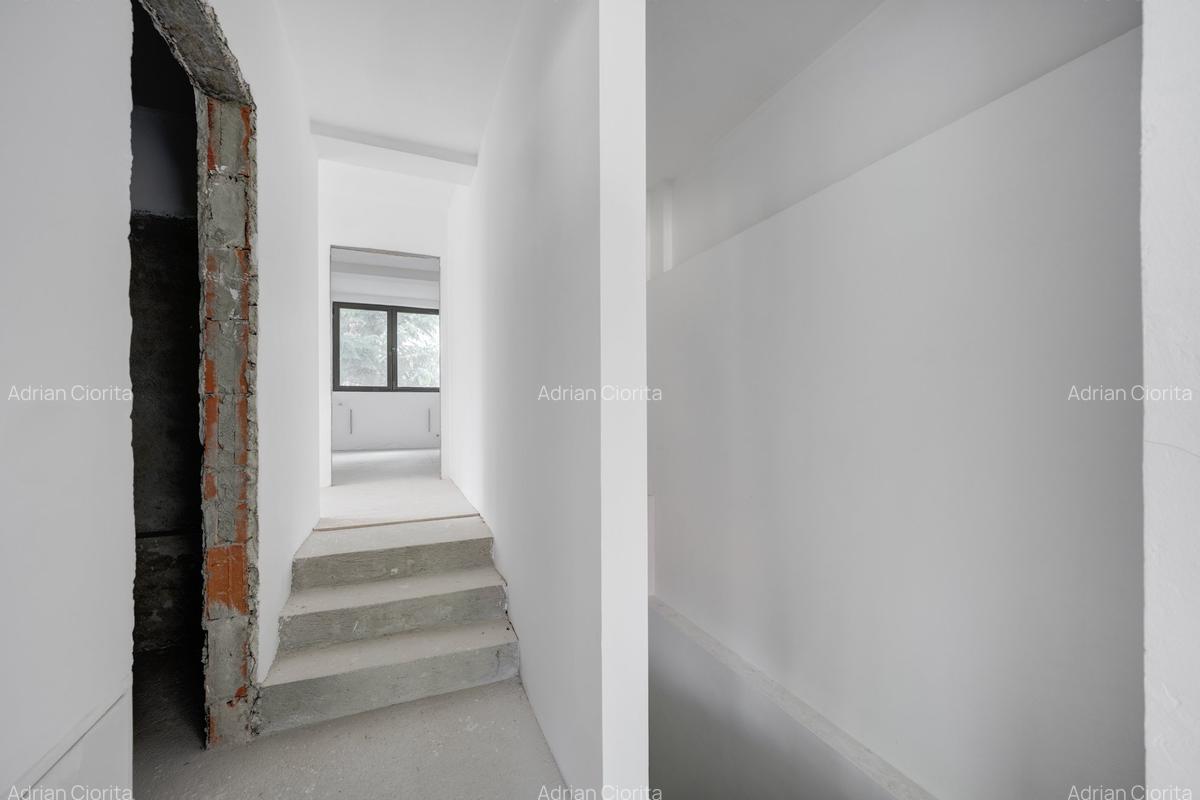 Vila Primaverii, S+P+1+M, 389 mp teren, 266 teren liber - 10