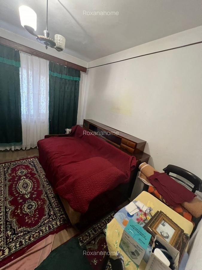 Apartament 3 camere etajul 1/8 în Zona Km 0, decomandat 67 mp - 4 Apartament 3 camere etajul 1/8 în Zona Km 0, decomandat 67 mp - 4