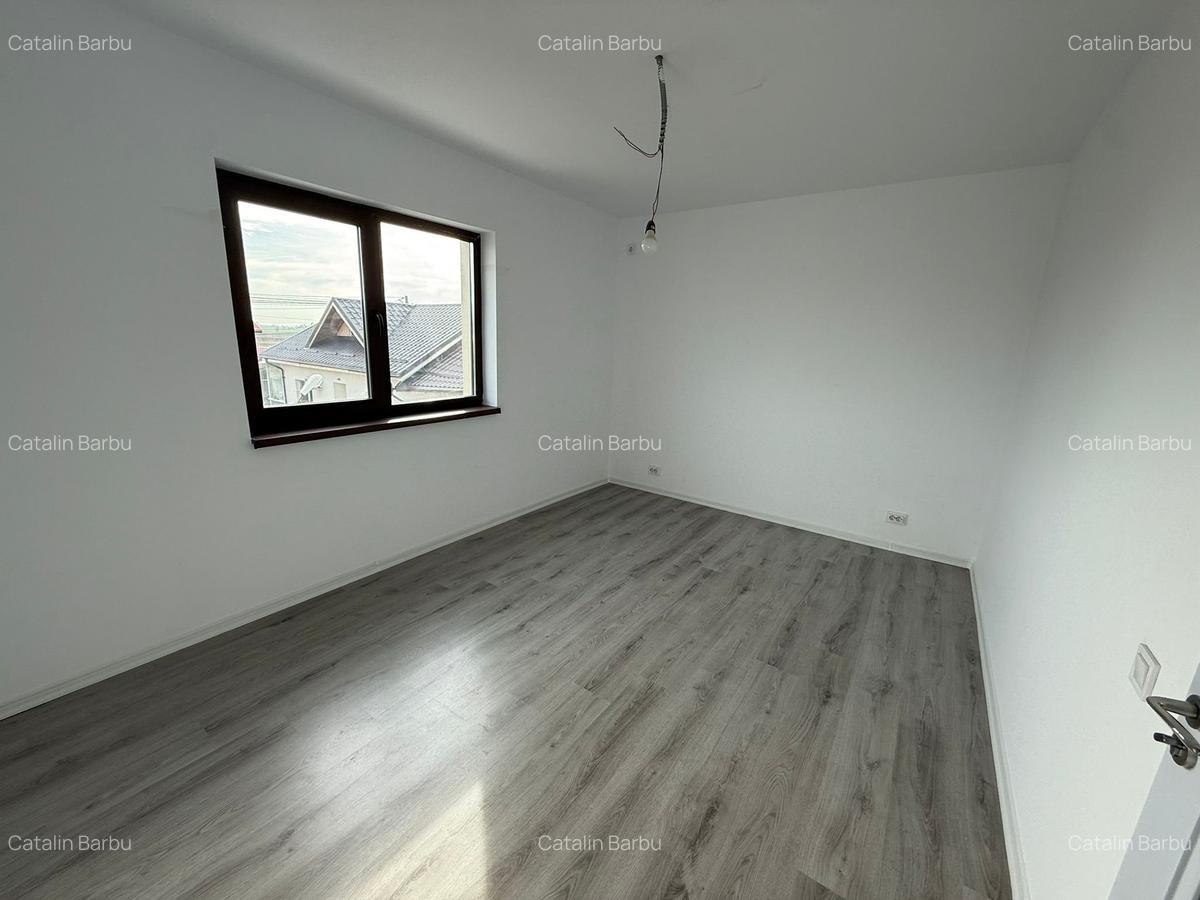 <Casa individuala P+1E> 4 camere 2 bai 320mp teren - 6