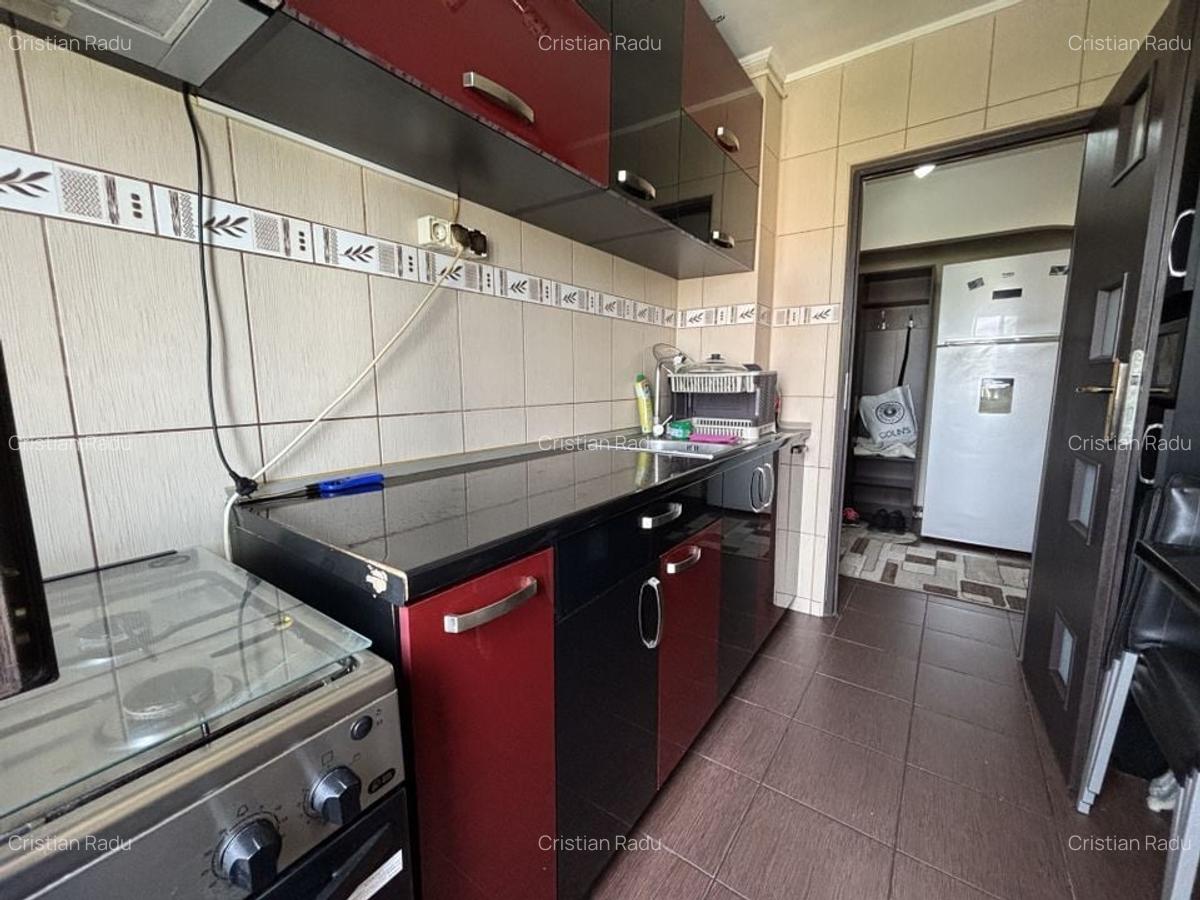 Apartament cu 3 camere, mobilat în Teiul Doamnei - 16