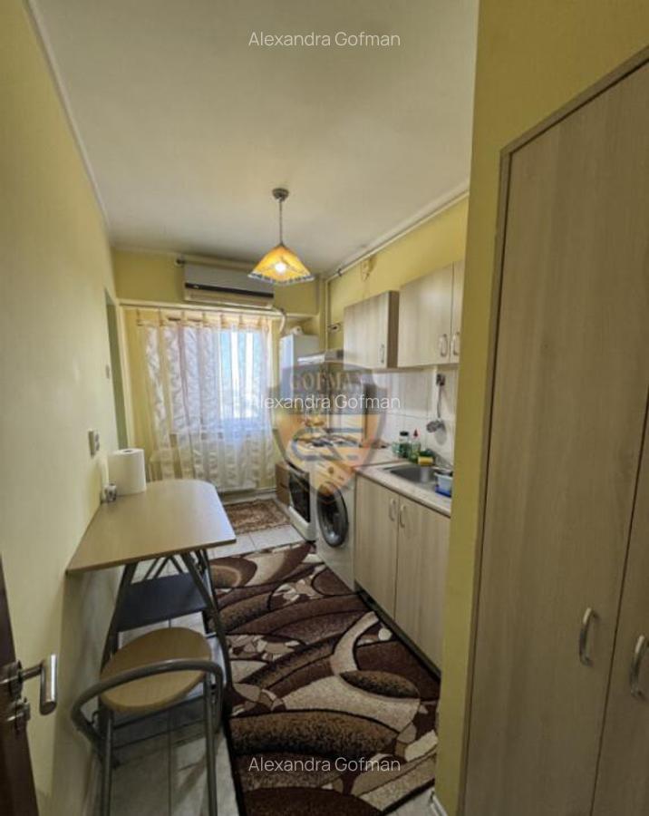 2 camere et 6/10, decomandat, Tomis Nord Bd Tomis col? cu S - 4