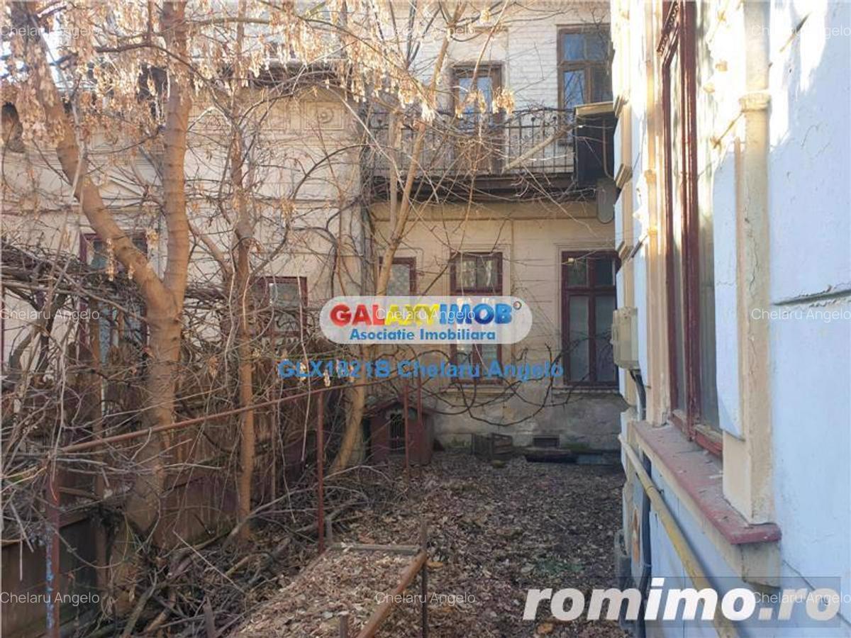 Unirii, Mitropolie, 2 vile interbelice, SU 290 mp, teren 300 mp - 2