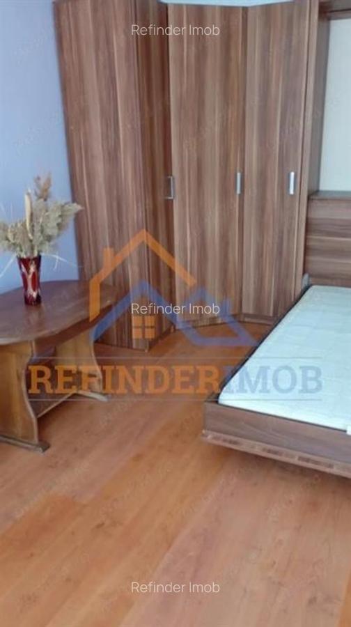 Vanzare apartament 2 camere, zona Margeanului, sector 5 - 1