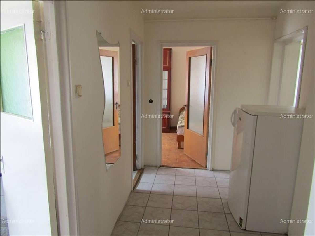 Apartament zona CEDONIA- str. Luptei - 8