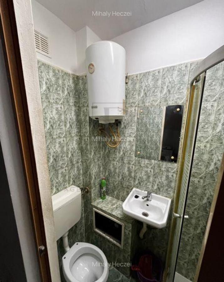 Garsoniera Renovata - Bloc Anvelopat - Mobilat si Utilat - Z - 6
