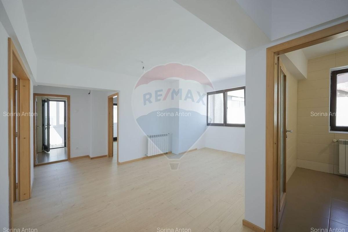 De vanzare apartament cu 3 camere in zona Decebal - 32