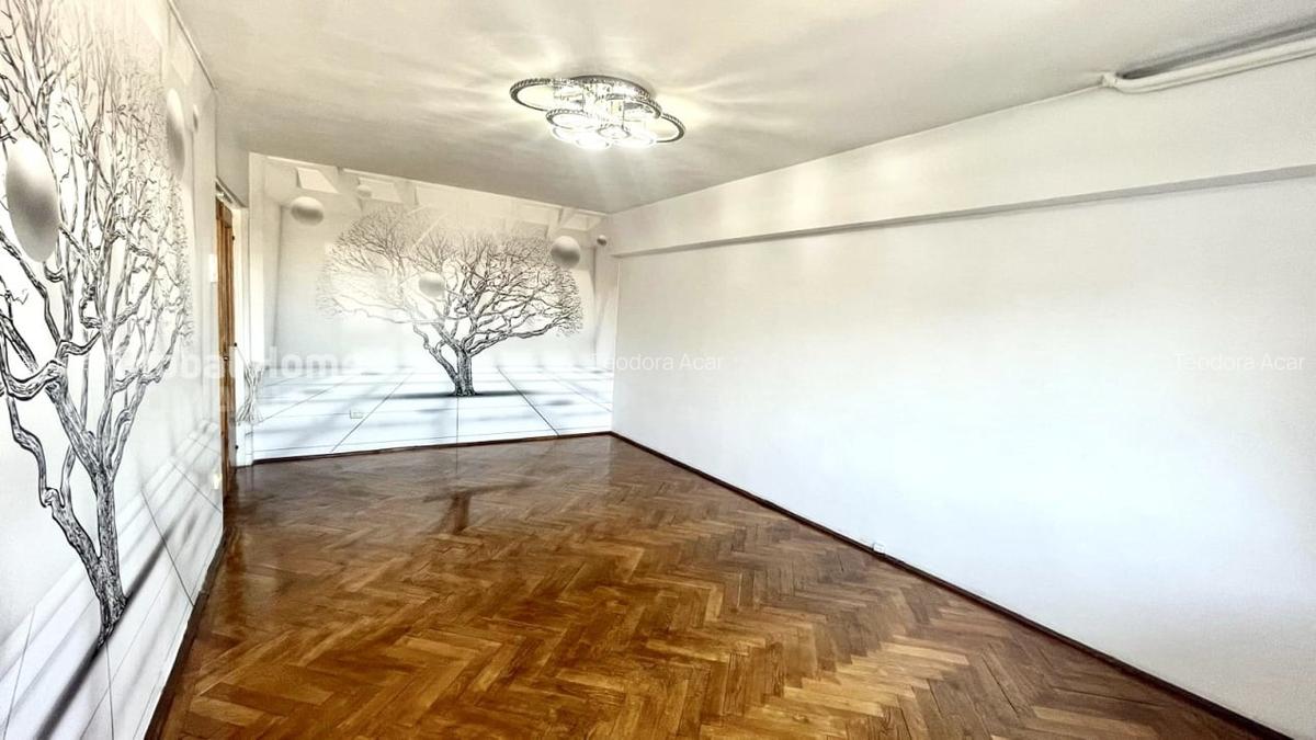 Apartament 4 Camere - Bulevardul Unirii | 2 Bai + 2 Balcoane + Debara - 2