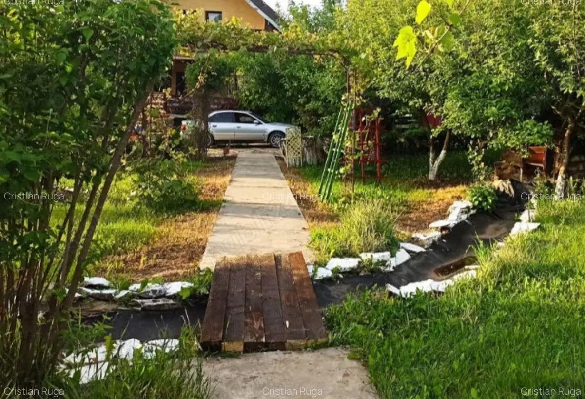 Casa ingrijita de vanzare - 1 Casa ingrijita de vanzare - 1