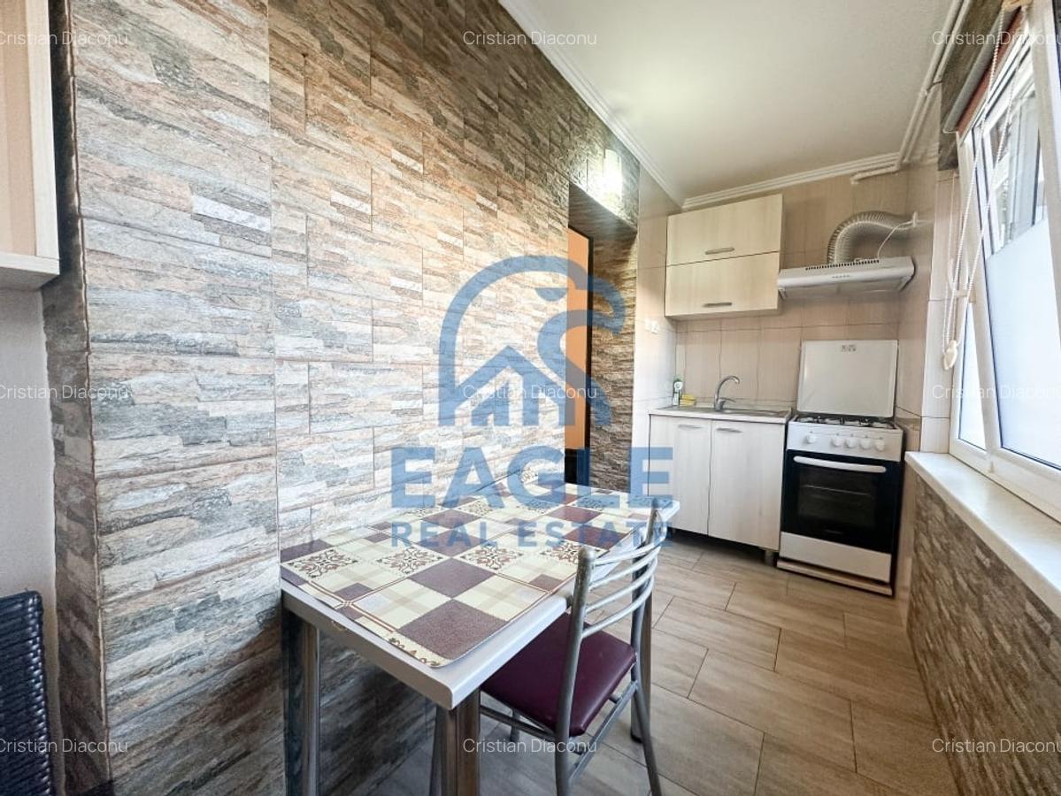 Inel 2 - Dezrobirii, 3 Camere cu balcon pe termen lung - 10