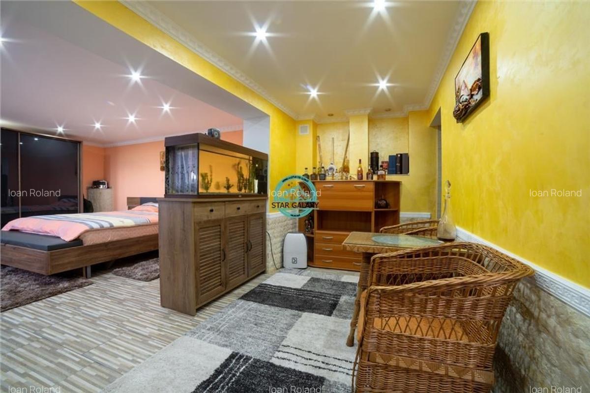 Oportunitate ! Pensiune 7 camere, 4 apartamente, 760mp utili la E60 - 33