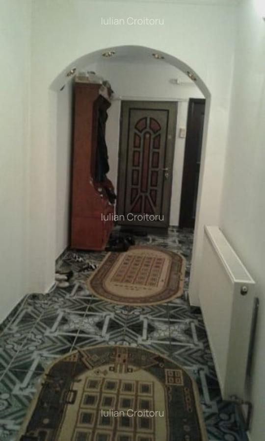 Apartament 3 camere, decomandat, CUG - 8