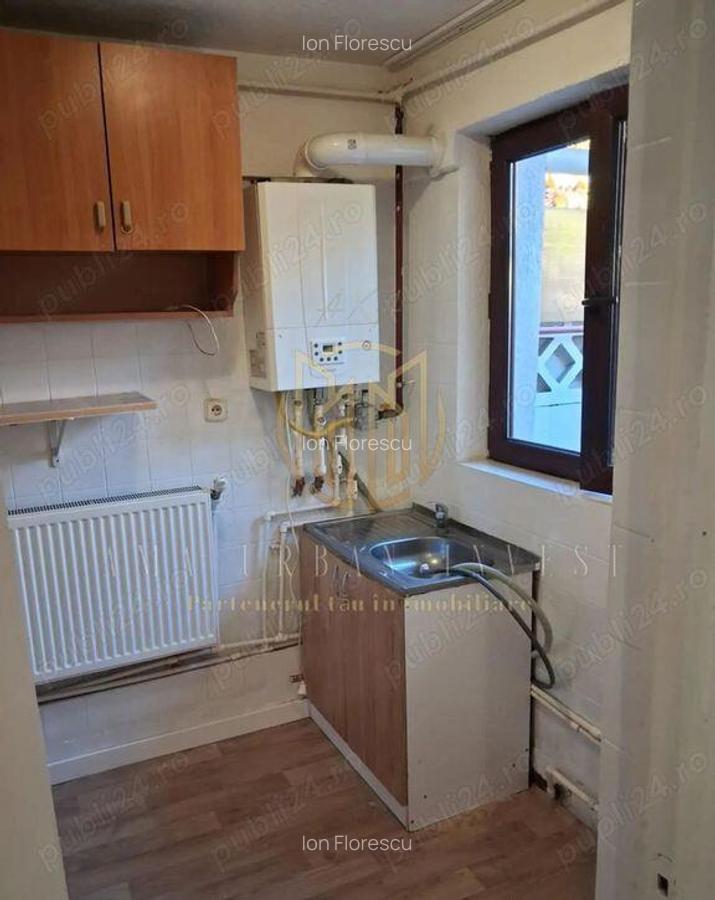 Bdul basarabia casa 57 mp centrala proprie 80000 eur - 4