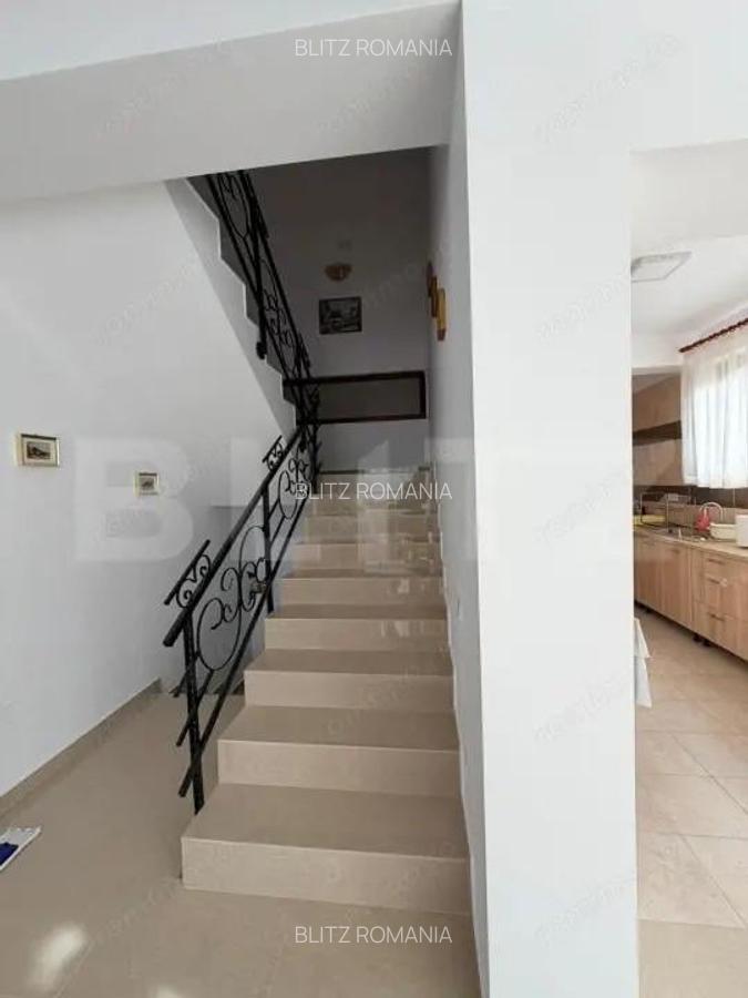 De vanzare Pensiune complet func?ionala in Predeal,15 CAMERE+2 APARTAMENTE - 9