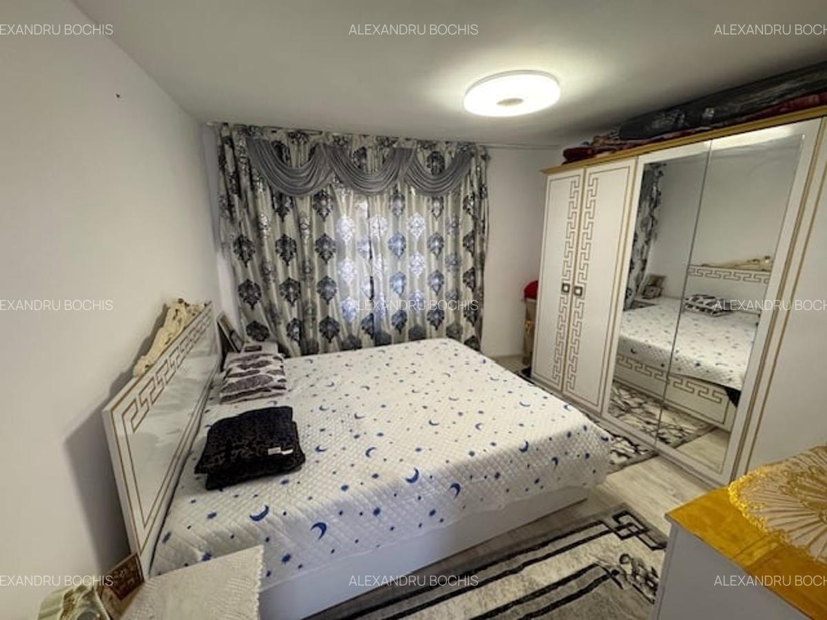 Casă cu 4 camere în Palazu Mare - 25